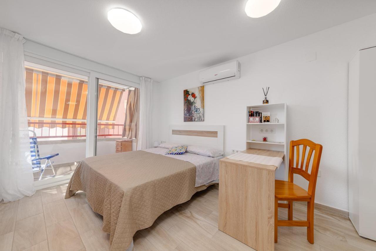 Cosy Studio Playa Del Cura Торрев'єха Екстер'єр фото